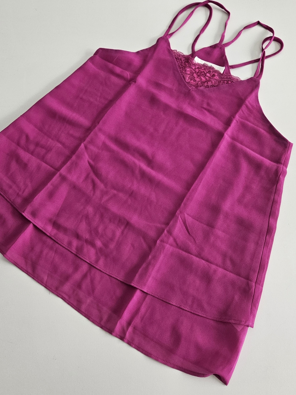 Feminine Fuchsia Lace-Trim Tank Top